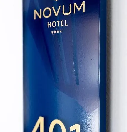 Novum 4*